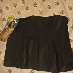 Magic Bodyfashion Black Zip-On Shapewear Slip